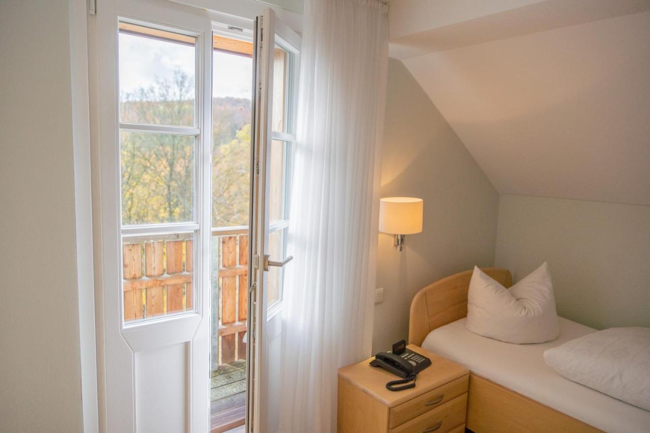 Gaestehaus Sonnenhof Касел Екстериор снимка