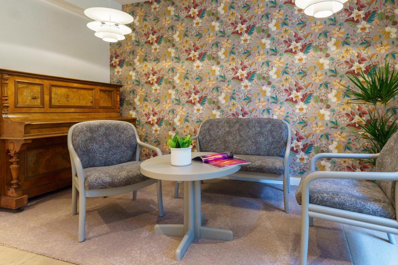 Gaestehaus Sonnenhof Касел Екстериор снимка